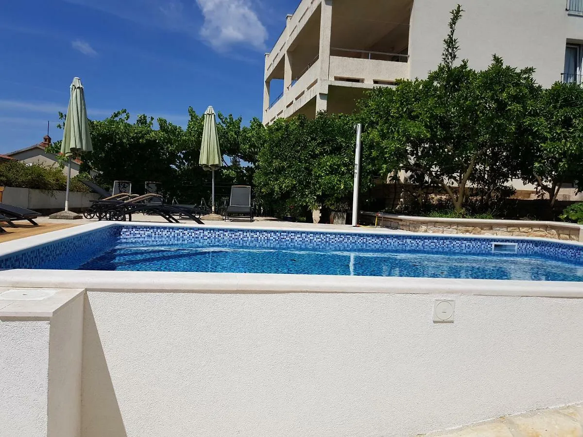 Apartment Petrinic V Pula